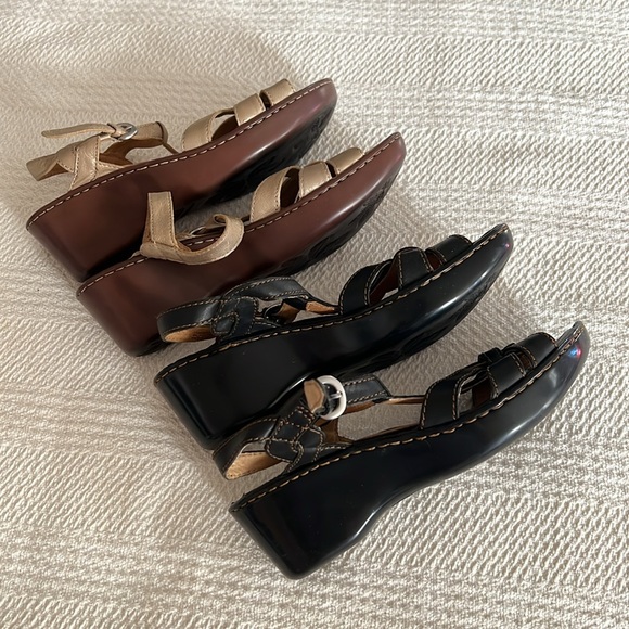 Two pairs of Born sandals - Picture 3 of 4